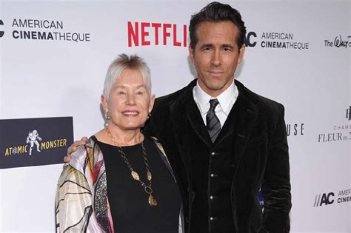 Meet Tammy Reynolds, The Matriarch Behind Ryan Reynolds