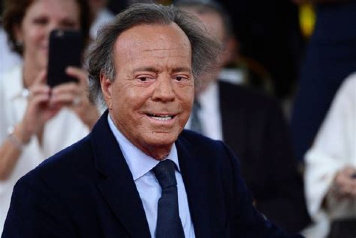 Unveiling Julio Iglesias's Astounding Net Worth In 2022