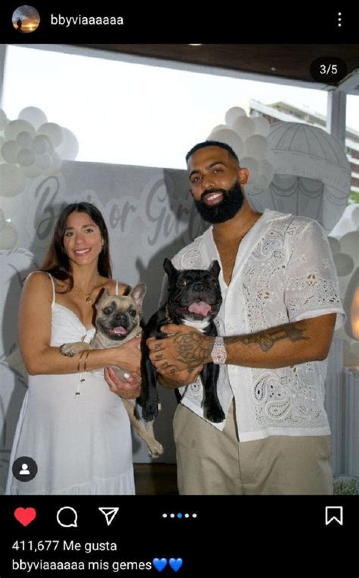 Unveiling The Life And Impact Of Eladio Carrion's Wife